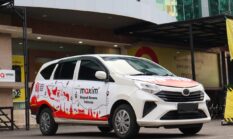 Semarak HUT ke-81 RI, Maxim Gratiskan Perjalanan dengan 81 Mobil Bernuansa Merah Putih
