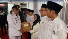 fhoto : penyerahan remisi kepada warga binaan lapas kelas iii pagar alam