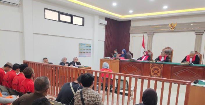 Saat Terdakwa dihadirkan di sidang yang digelar di PN Palembang, Selasa (18/8/2026)