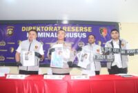 Polda Sumsel gelar press release ungkap kasus penimbunan BBM.