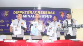 Polda Sumsel gelar press release ungkap kasus penimbunan BBM.