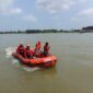 Tim SAR Gabungan cari korban yang hilang di Sungai Musi Palembang. Foto: Basarnas Palembang.