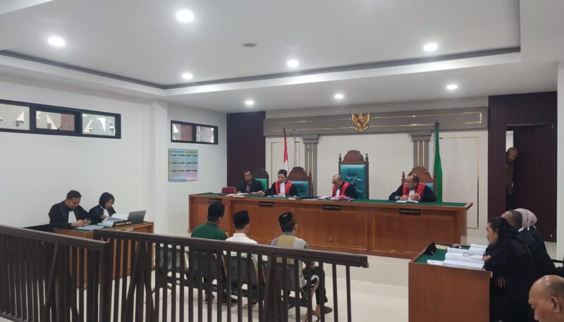 Saat JPU bacakan tuntutan pidana terhadap tiga terdakwa Kasus Dugaan korupsi BSI di PN Tipikor Palembang, Kamis (20/8/2026)