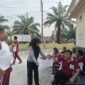 Dipimpin langsung oleh Kapolsek Buay Madang Timur, Iptu Swisspo, seluruh jajaran personel Polsek BMT melaksanakan aksi penggalangan dana bantuan sosial untuk warga terdampak gempa bumi di Nusa Tenggara Timur (NTT).