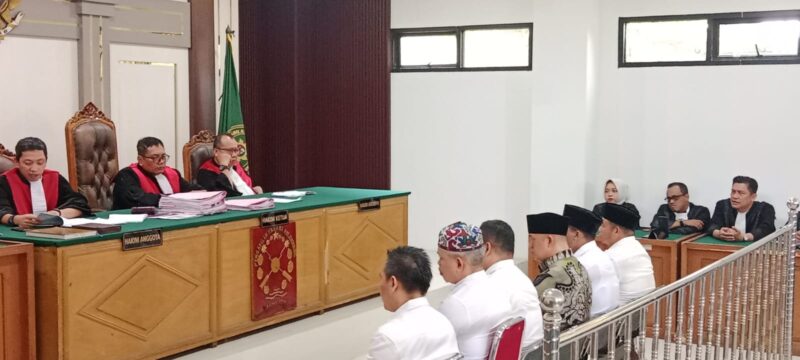 Saat Majelis hakim membacakan putusan terhadap enam terdakwa disidang PN Tipikor Palembang Rabu (26/8/2026)