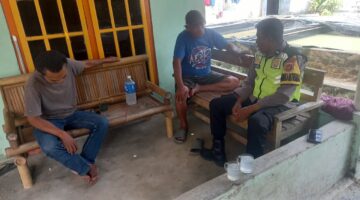 Bhabinkamtibmas Polsek Buay Madang Timur Sambangi Warga Kumpul Rejo, Sampaikan Pesan Kamtibmas