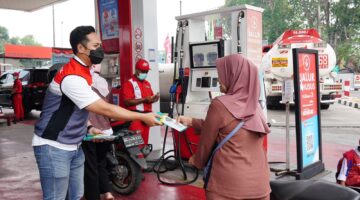 Pertamina Patra Niaga Regional Sumbagsel Salurkan Bantuan Karhutla dan Bagikan 1.500 Masker untuk Masyarakat