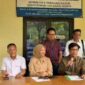 Dosen dn Pegawai universitas PGRI di PTDH