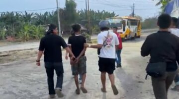 Foto pelaku saat diringkus polisi