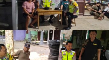 Personel Polsek Buay Madang Timur, Aipda Khoirul Alkaf dan Bripka Nur Holik, saat berdialog dan menyampaikan imbauan kamtibmas kepada warga di Desa Pengandonan (atas) pada malam hari dan di Desa Karang Tengah (bawah) pada pagi hari, Kecamatan Buay Madang Timur, Kabupaten OKU Timur.