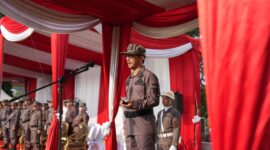 Kepala Kejati Sumsel Nurcahyo, J.M., S.H., M.H., menjadi inspektur upacara peringatan Hari Lahir Kejaksaan Republik Indonesia ke-81 di halaman Kantor Kejati Sumsel, Palembang, Rabu (2/9/2026).