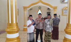 Safari Jumat di Desa Tambak Boyo, Polsek BMT Edukasi Karhutla