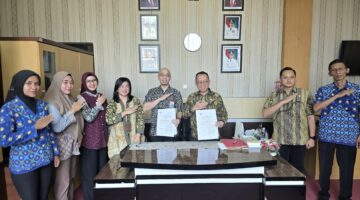 Transaksi Keuangan Desa di OKU Timur Kini Didorong Lebih Efektif dan Transparan melalui SISKUDES TNT