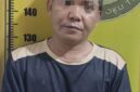 Pelaku beserta barang bukti saat diamankan. Foto: dokumen polisi.