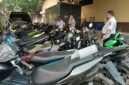 Foto : motor yang di amankan dan, foto kapolrestabes dan kasat reskrim