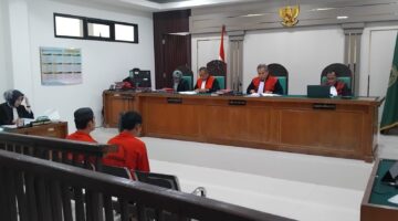 Saat majelis hakim bacakan putusan kedua terdakwa dalam sidang yang digelar di PN Palembang, Selasa (8/9/2026