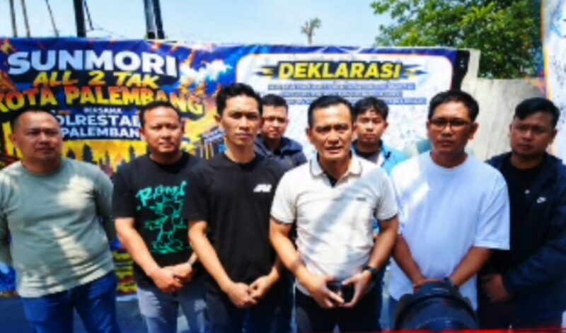 Foto : Kapolrestabes dan Pemuda menolak balap liar