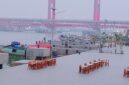 Kabut Asap yang Terlihat menutupi Jembatan Ampera Palembang 