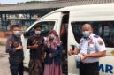Menyikapi Dampak Kabut Asap Karhutla, Korsatpel Terminal Jakabaring Bagikan Ratusan Masker Gratis