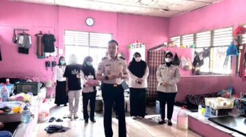 Hadapi Musin Kemarau, Rutan Kelas IIB Baturaja Lakukan Penyuluhan dan Pembagian Masker kepada Warga Binaan