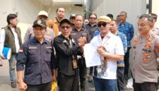 Kuasa hukum ADJIS selaku pemenang lelang, Redho Junaidi, SH, MH didampingi panitia PN Palembang, kamis (17/9/2026)