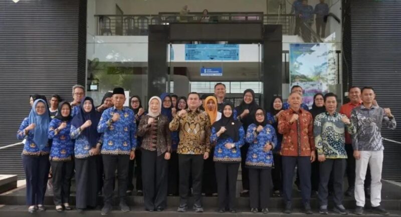 fhoto : kunjungan ketua arsada ke rsd besemah kota pagar alam