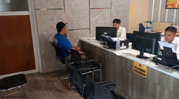 Foto : korban membuat laporan polisi