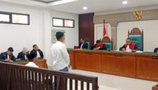 Foto : Majelis Hakim bacakan putusan terhadap kedua terdakwa kasus dugaan korupsi irigasi muara Enim disidang PN Tipikor Palembang, Senin (21/9) 2026)
