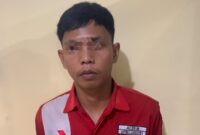 Tersangka saat diamankan. Foto: dokumen polisi.
