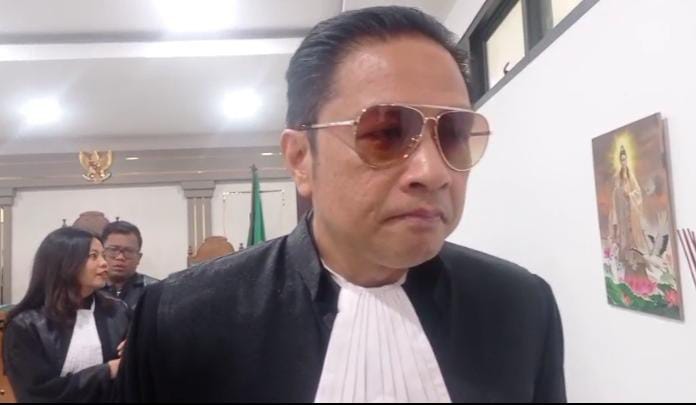 Saat tim kuasa hukum kedua terdakwa , Dr Darmadi Djufri SH MH ditemui di PN Tipikor Palembang, Senin (21/9/2026)