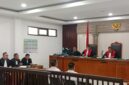 Suasana persidangan di PN Tipikor  Palembang selasa (22/9/2026) saat JPU bacakan dakwaan kedua terdakwa.