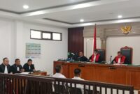 Suasana persidangan di PN Tipikor  Palembang selasa (22/9/2026) saat JPU bacakan dakwaan kedua terdakwa.