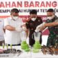 Foto saat pemusnahan barang bukti di kantor Kejari OKI