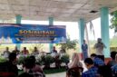Perwakilan Polsek Buay Madang Timur bersama jajaran Kesbangpol, BIN, Koramil, dan Pemerintah Kecamatan saat memberikan pengarahan dalam kegiatan Sosialisasi Peran Forum Kewaspadaan Dini Masyarakat (FKDM) di Aula Kantor Kecamatan Buay Madang Timur.