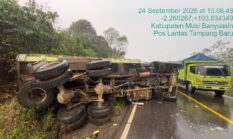 Lakalantas Kembali Terjadi Di Jalintim, Diduga Hilang Kendali 1 Korban Alami Luka Berat.