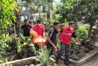 Foto korban saat di evakuasi