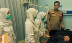 Aksi Humanis Polisi: Temukan Warga Terjatuh dari Motor, Langsung Dilarikan ke RS Sobirin 