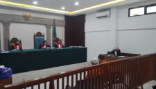 Saat dua terdakwa dihadirkan disidang PN Palembang, senin (28/9/2026)