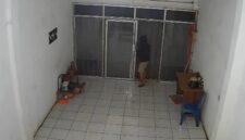 Foto : cctv saat pelaku Masuk ke kantornya