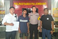 Foto pelaku diserahkan warga