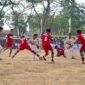 Foto kegiatan saat kompetisi perebutan tiket ke-seri Nasional yang berlangsung di lapangan stadion segitiga emas