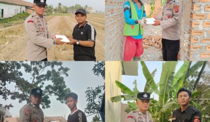 Kapolsek Buay Madang Timur Iptu Swisspo, menyerahkan langsung paket makanan kepada warga di wilayah Desa Kumpul Rejo, OKU Timur.