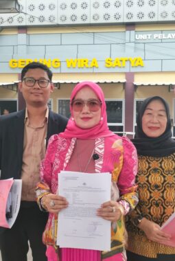 Ibu Bhayangkari Merugi Hampir Setengah Milyar, Korban Membuat Laporan Polisi