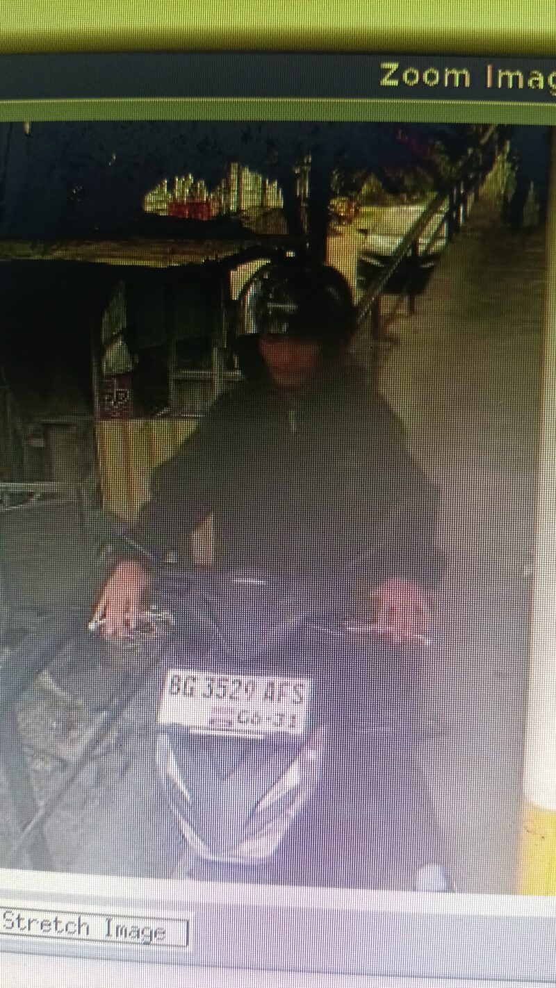 Foto :  pelaku terekam cctv