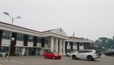 Gedung Pengadilan Negeri (PN) Palembang Kelas IA Khusus yang berlokasi di Jalan Kapten A. Rivai, Kota Palembang.