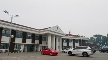 Gedung Pengadilan Negeri (PN) Palembang Kelas IA Khusus yang berlokasi di Jalan Kapten A. Rivai, Kota Palembang.