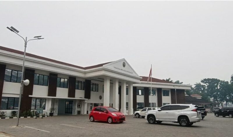 Gedung Pengadilan Negeri (PN) Palembang Kelas IA Khusus yang berlokasi di Jalan Kapten A. Rivai, Kota Palembang.
