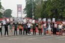 EcoVoice Palembang menggelar aksi kampanye di Bundaran Air Mancur, Palembang, Minggu (11/10/2026),