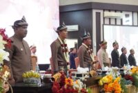 Foto saat gubernur Sumsel H. Hermanderu menghadiri acara Perayaan HUT OKI ke-81 di rapat paripurna DPRD OKI