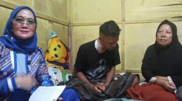 Foto kuasa hukum korban penusukan